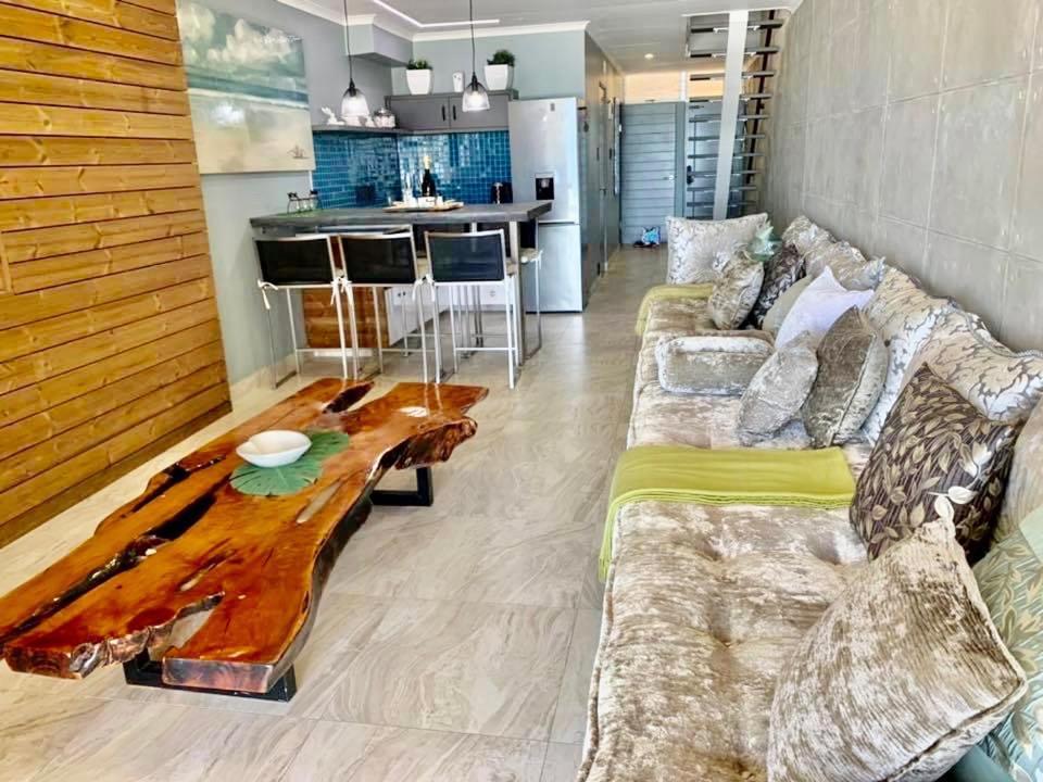 Sea Front Designer Apartment 巴利托 外观 照片